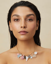 Load image into Gallery viewer, Labradorite Scallop Shell Pendant