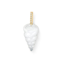 Load image into Gallery viewer, White Onyx Tulip Shell Pendant