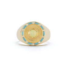 Load image into Gallery viewer, Clarity Signet Ring