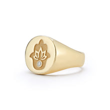 Load image into Gallery viewer, Good Fortune Signet Ring
