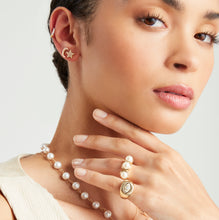 Load image into Gallery viewer, Triplet Pearl Ring