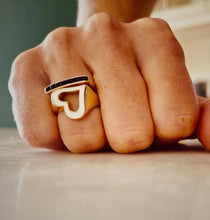 Load image into Gallery viewer, Heart Ring