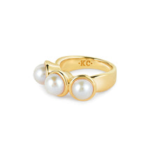 Load image into Gallery viewer, Triplet Pearl Ring