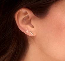 Load image into Gallery viewer, Mariposa Studs