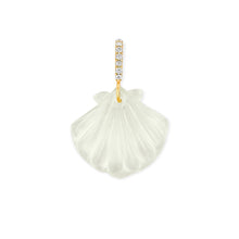 Load image into Gallery viewer, Scallop Shell Charm
