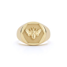 Load image into Gallery viewer, Queen Bee Signet Ring
