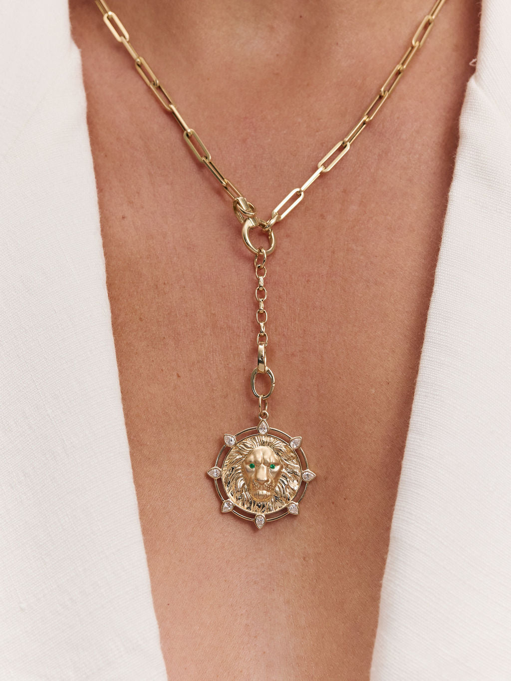 14k gold lion pendant