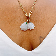 Load image into Gallery viewer, gemstone fish charm- style chain
